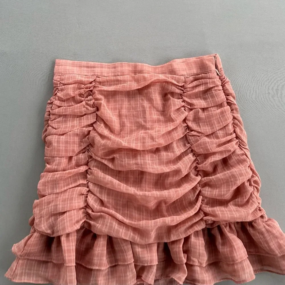 🎉5 for $45 🎉Lulus Mini Skirt Short Women Size M